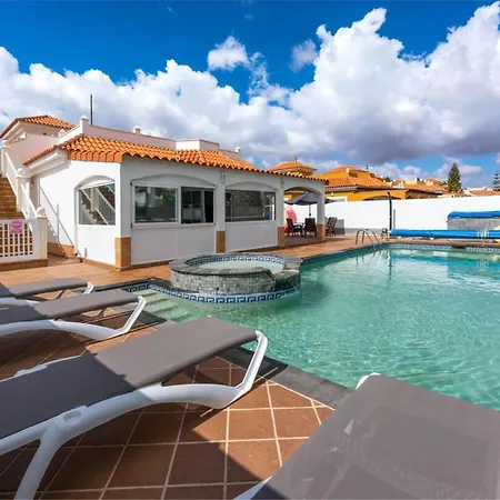 Primera Luxury House * Калета-де-Фусте
