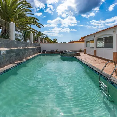 Primera Luxury House Калета-де-Фусте